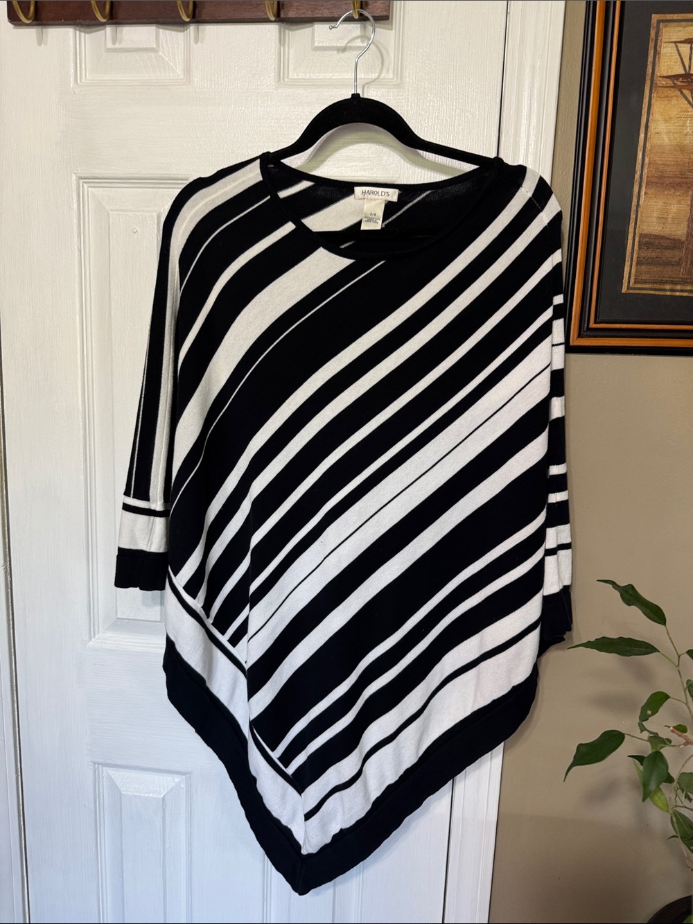 Harold's Black and White Diagonal Stripe Poncho